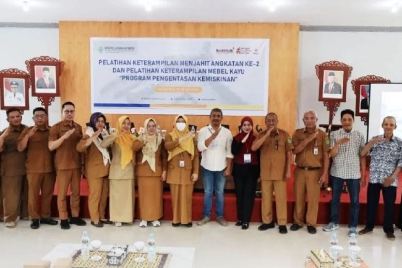 DPPKUKM Kaltim Selenggarakan Pelatihan Keterampilan Menjahit Angakatan ke-2 dan Pelatihan Keterampilan Mebel Kayu