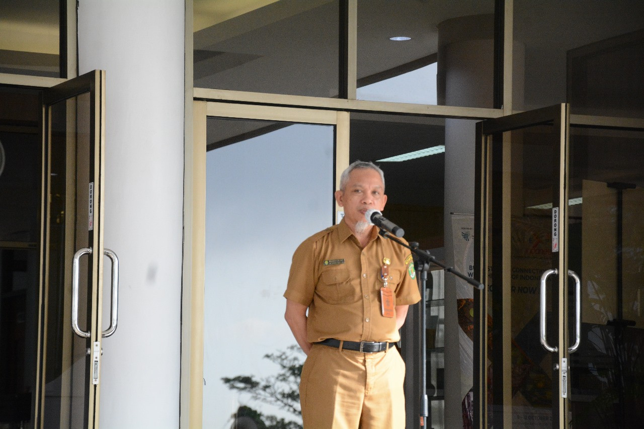 Rutinitas Apel Pagi DPPKUKM Prov. Kaltim