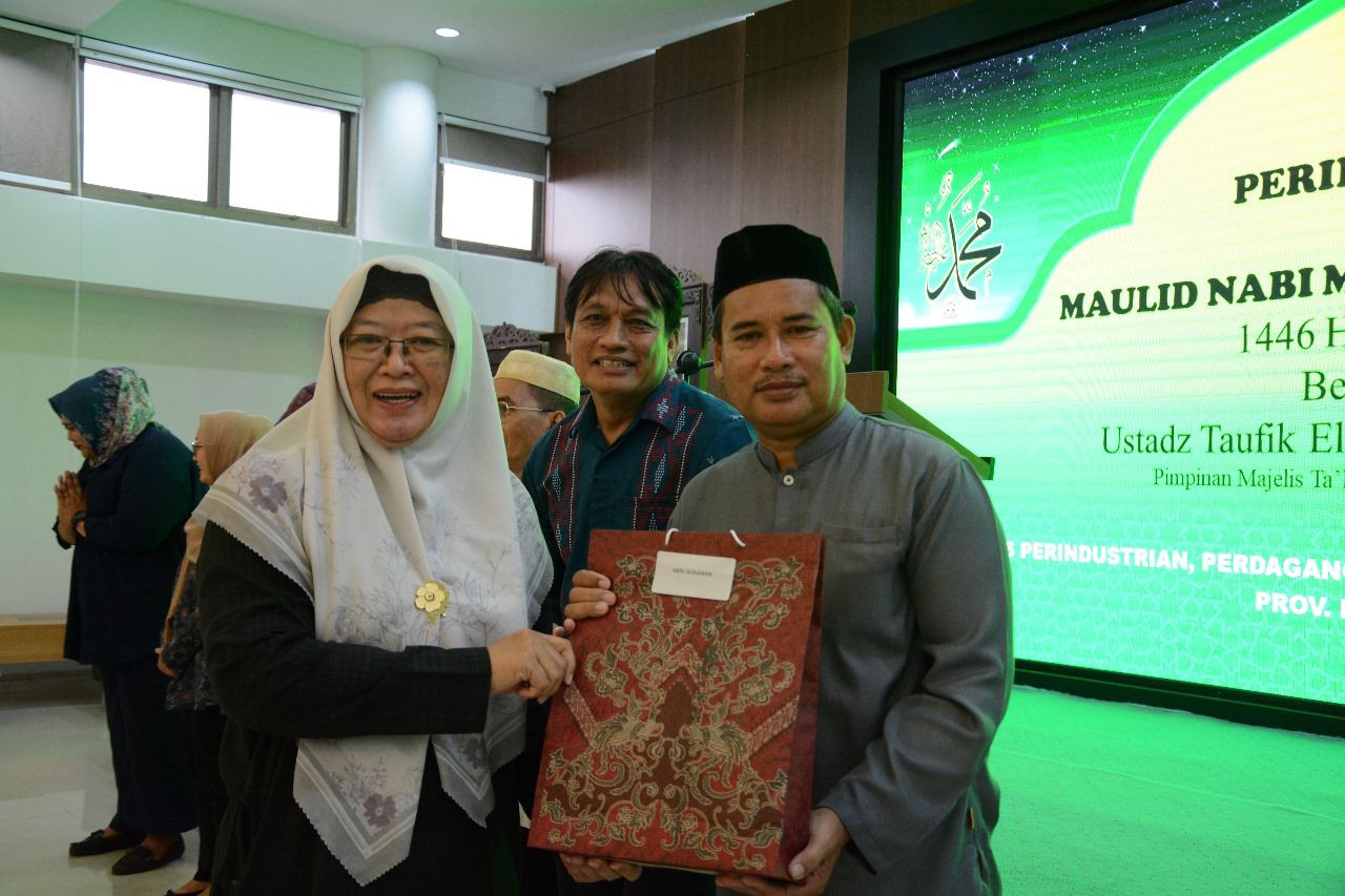 Semarak Maulid Nabi di Dinas PPUKM Prov. Kaltim