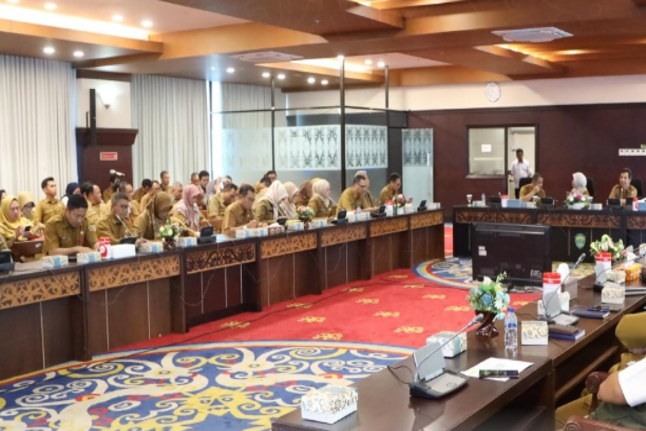 Kepala Dinas DPPKUKM Prov. Kaltim Hadiri Rapat Koordinasi Perencanaan dan Penganggaran Tahun 2026