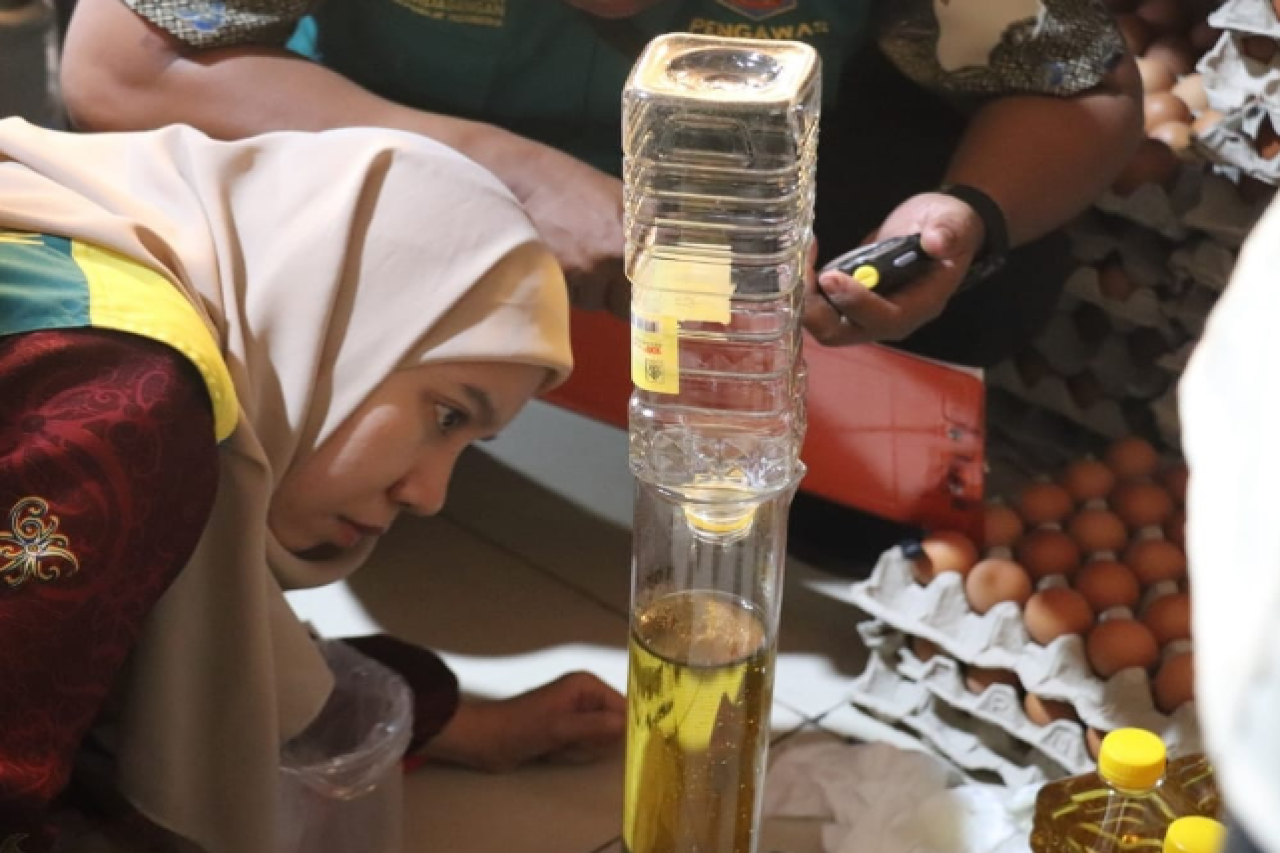 Sidak Gabungan Satgas Pangan Ungkap Kekurangan Takaran pada Produk Minyak