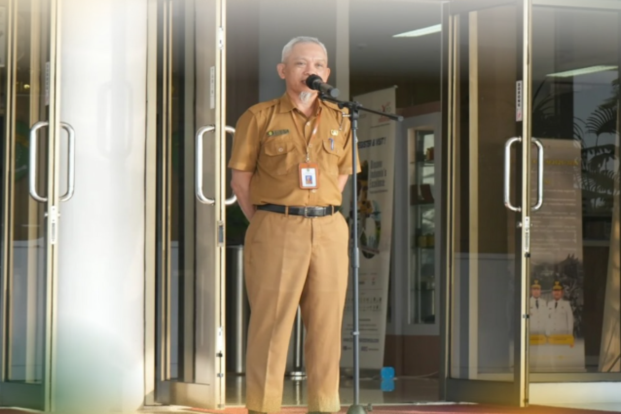 Apel Pagi, Sekretaris DPPKUKM Kaltim Ajak Pegawai Jaga Disiplin dan Kesehatan