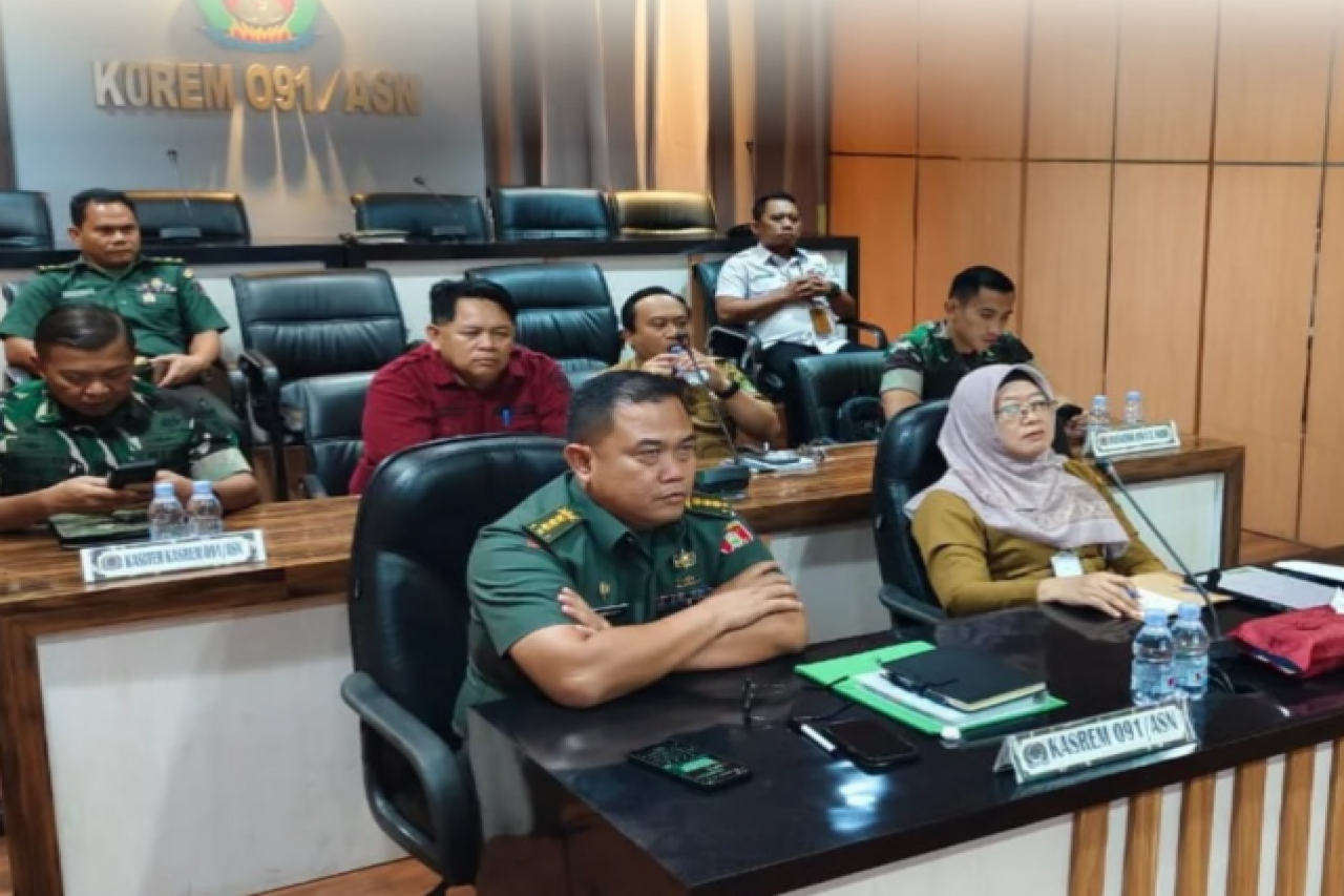 Kepala DPPKUKM Kaltim Hadiri Rapat Evaluasi Percepatan Pembangunan KDKMP Bersama Panglima TNI