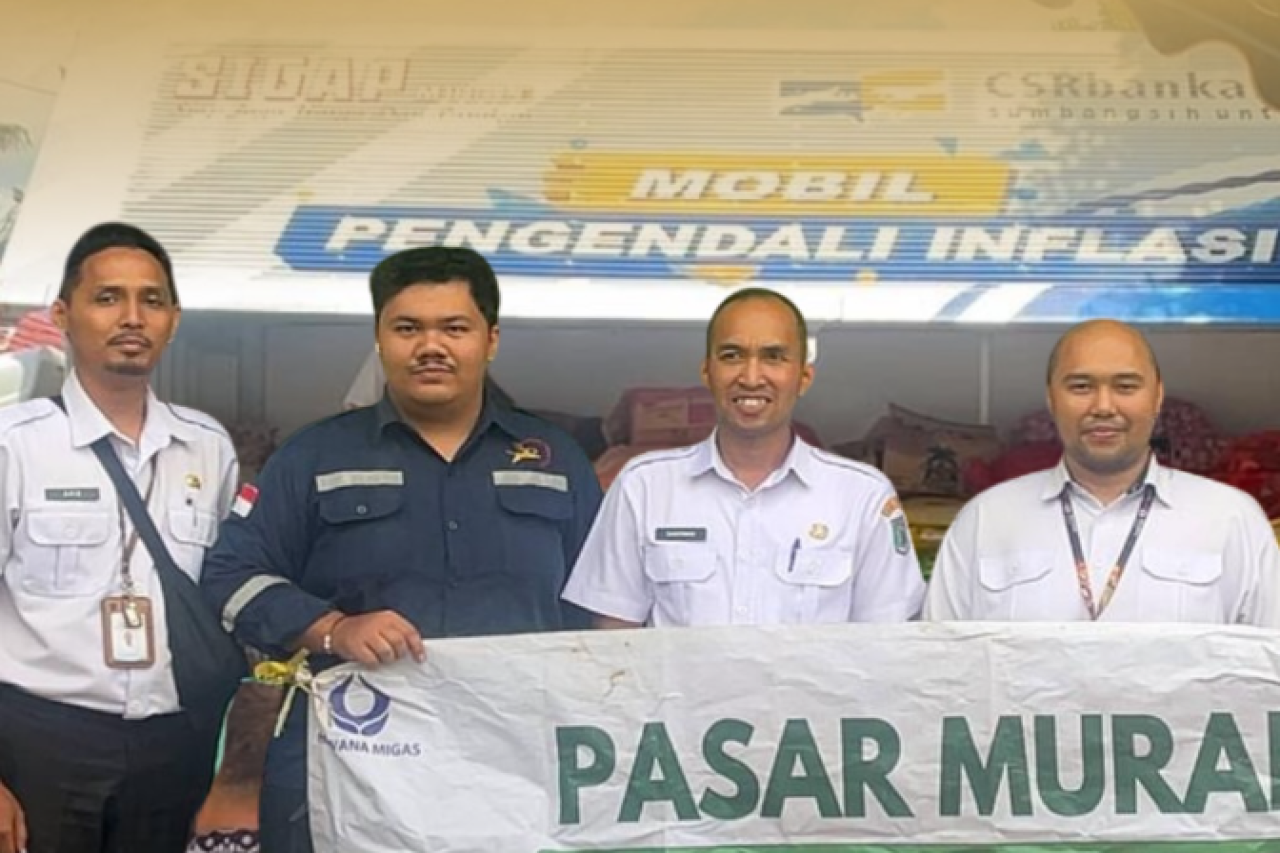 Kendalikan Harga Pangan dan Energi, DPPKUKM Kaltim dan Paser Bersinergi Gelar Operasi Pasar Sembako serta Gas LPG di Tiga Desa