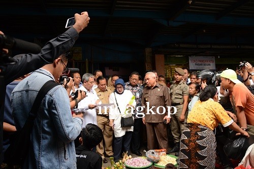 Operasi Pasar oleh Gubernur dan Kemendag