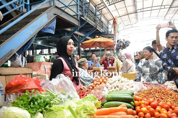 Disperindagkop UKM Kaltim Jamin Ketersediaan Bahan Pokok