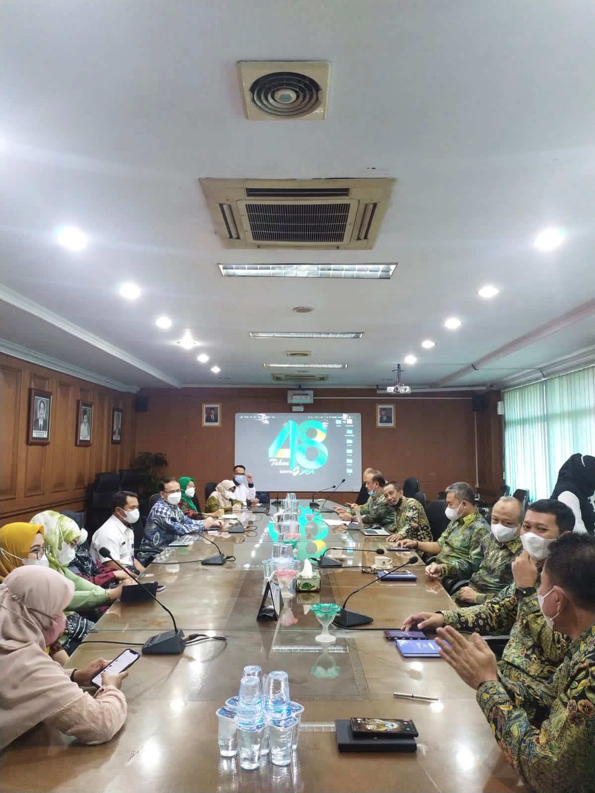 Studi dan Kunjungan ke Kospin Jasa Pusat di Pekalongan