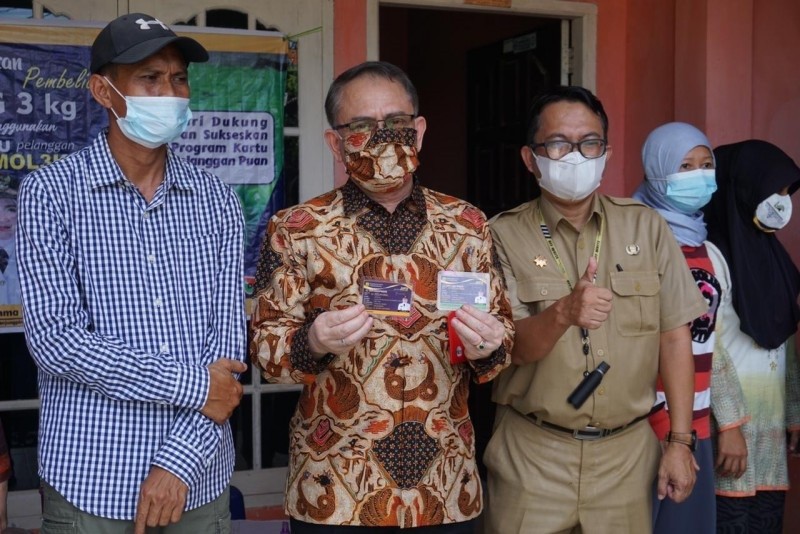 LEBIH NYAMAN PUAN MOLEK