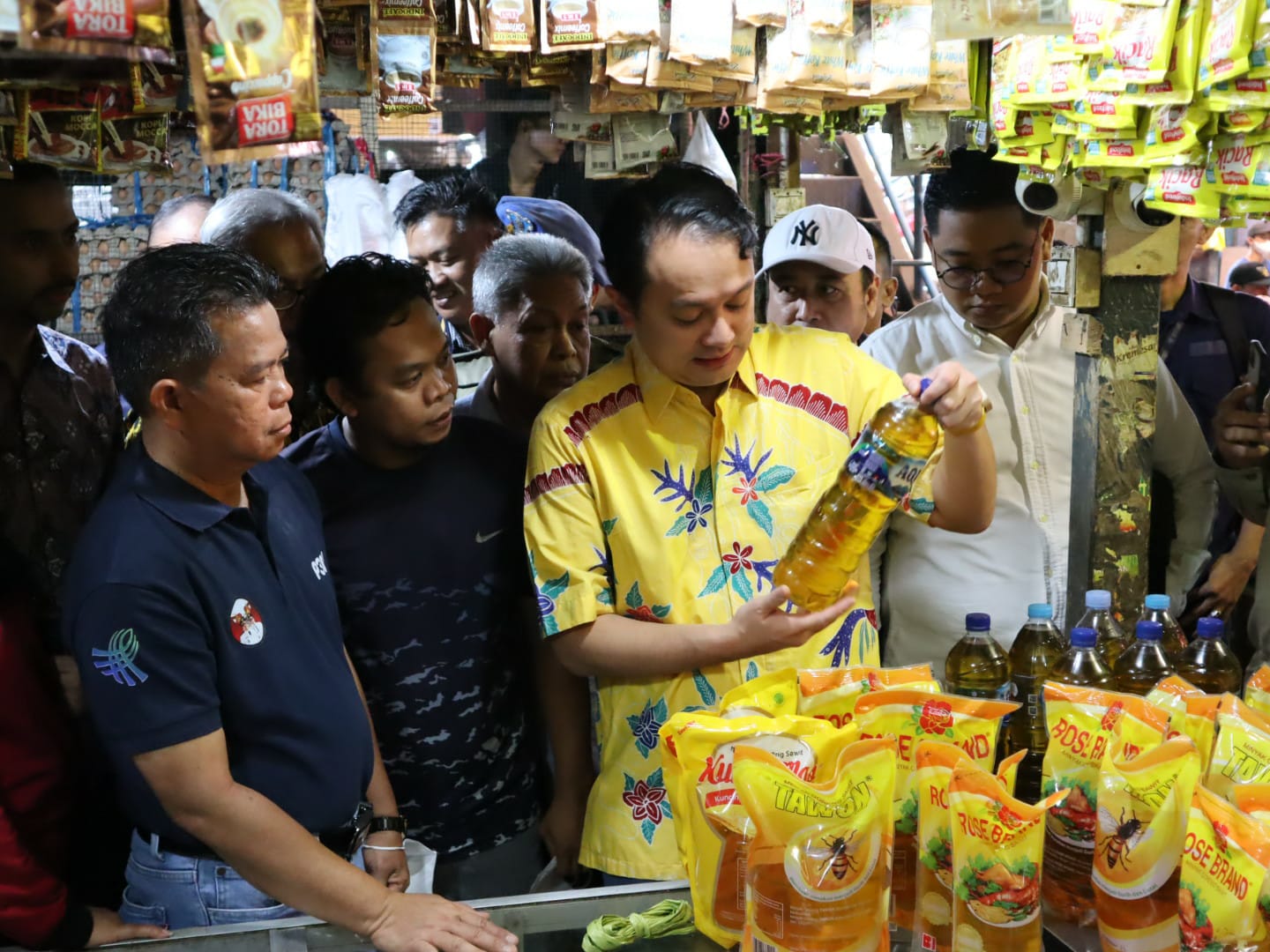 Tinjau Pasar Segiri Samarinda, Wamendag Jerry: Harga Bapok Relatif Stabil dan Stok Cukup